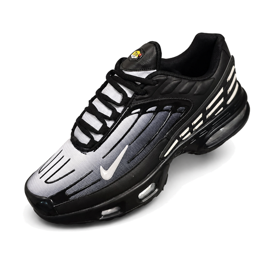 Nike Air Max Plus TN · Modelo 68