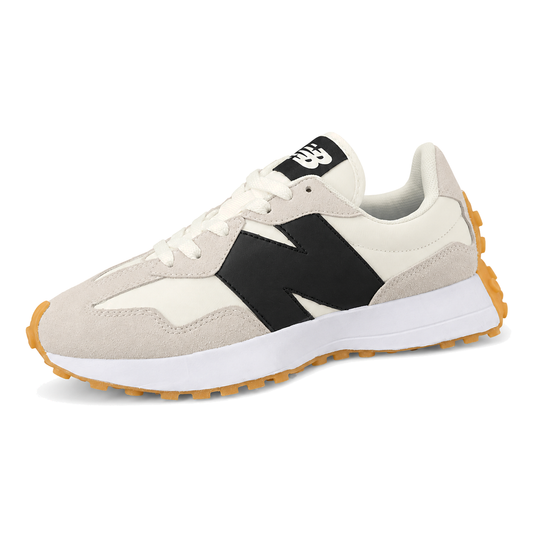 New Balance 327 · Modelo 06
