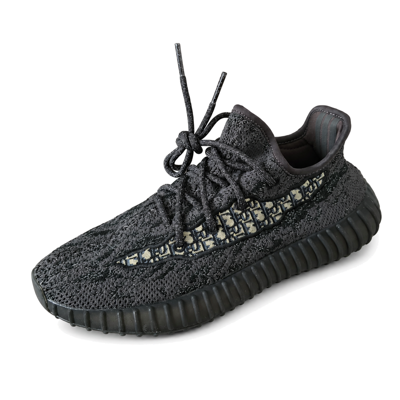 Yeezy Boost x Dior · Modelo 02